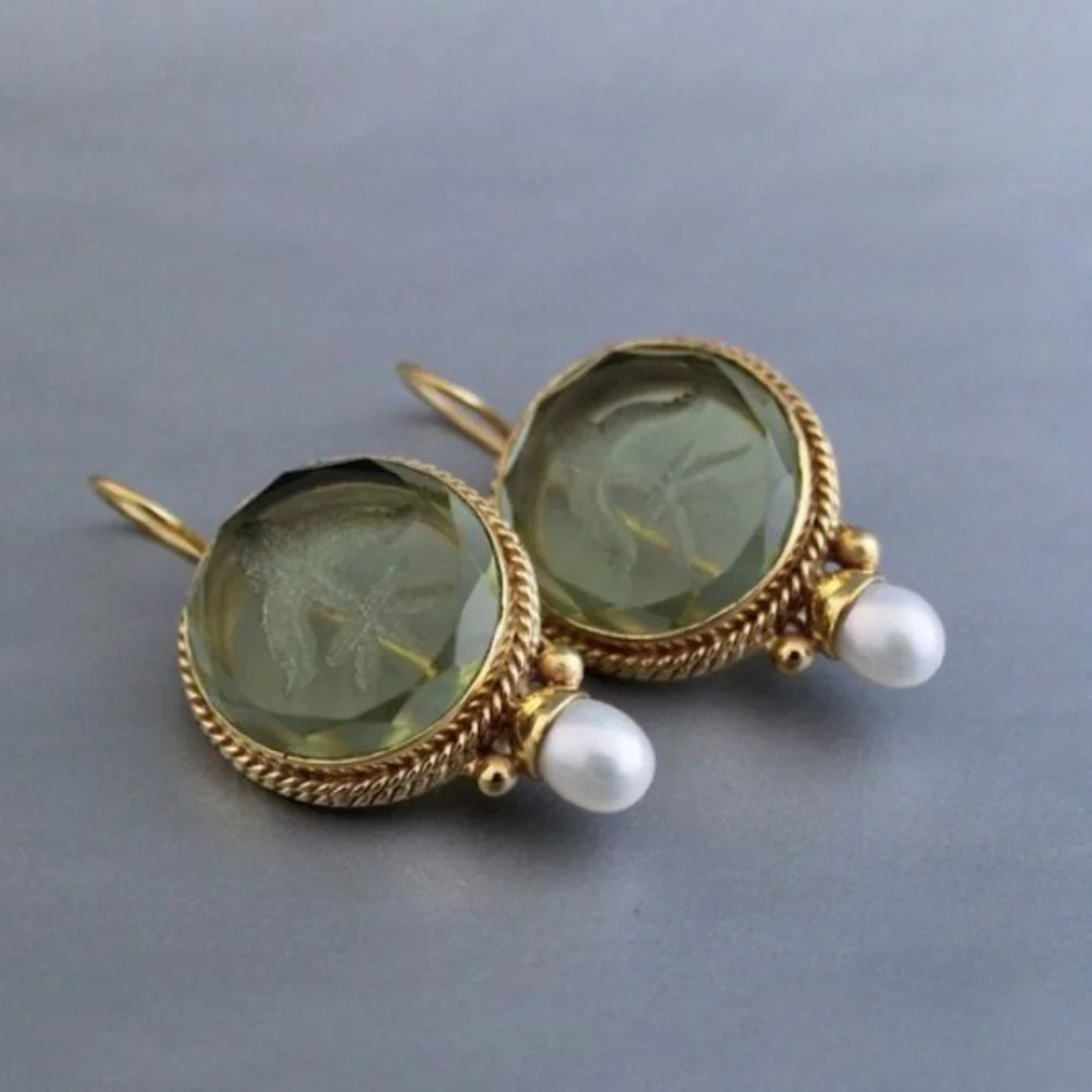 Green Stone & Pearl Drop Earrings – Retro Vintage Style
