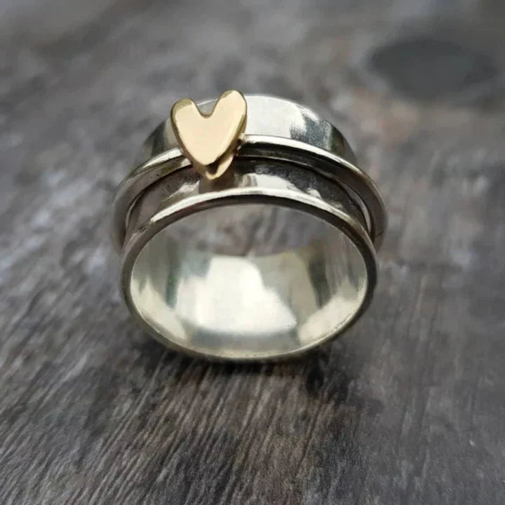 Vintage Heart Dangle Ring in Silver – Boho Charm Style